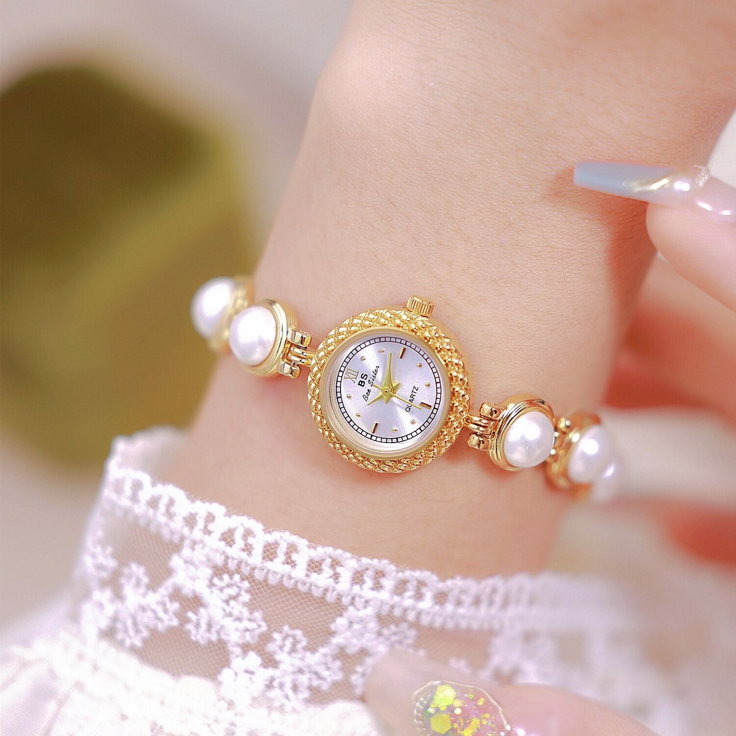 ladies pearls watch gold 