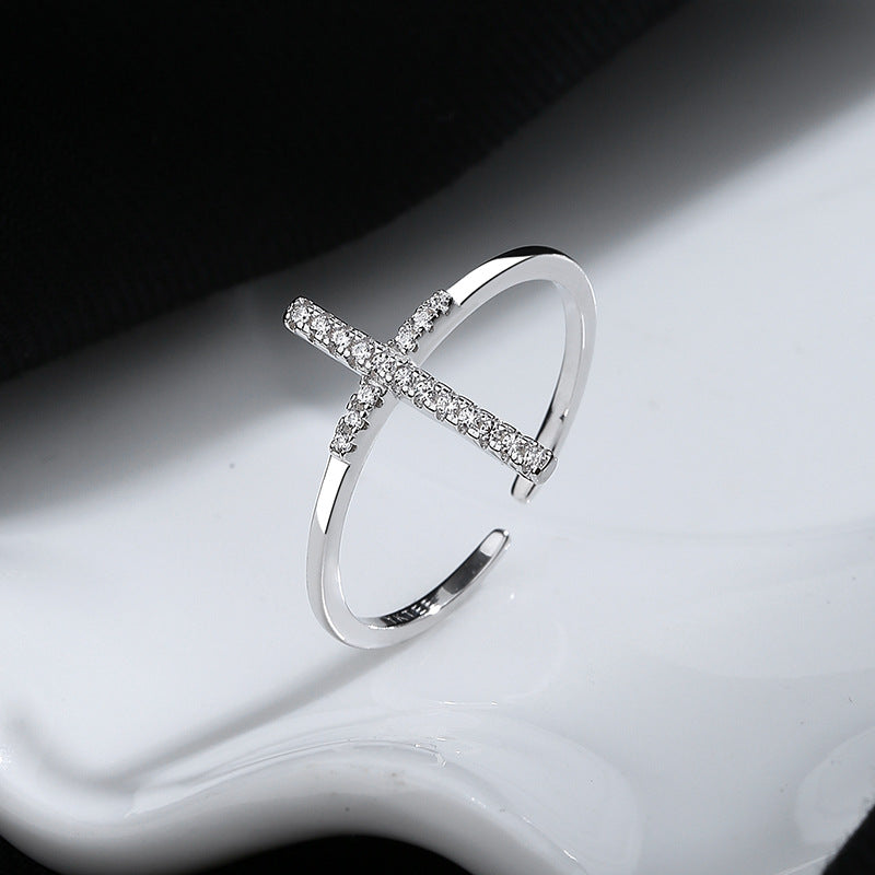 ladies cross silver ring 