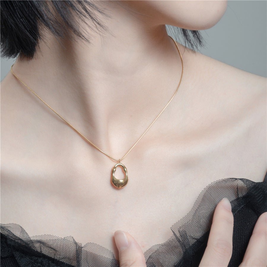 woman Golden Beach Necklace